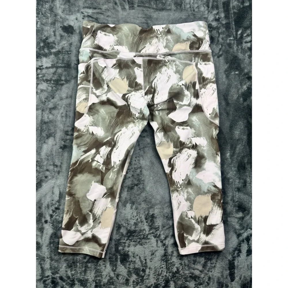 Athleta ultimate stash